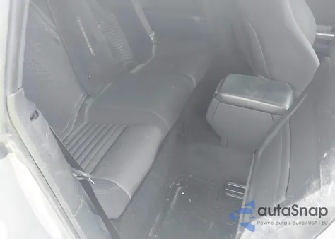 2013 Dodge Challenger R/T z USA, uszkodzony, nr VIN 2C3CDYBT7DH611270